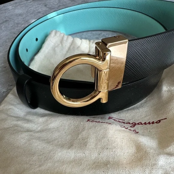 SALVATORE FERRAGAMO Black Tiff blue Leather Gancini Logo Buckle Reversible Belt